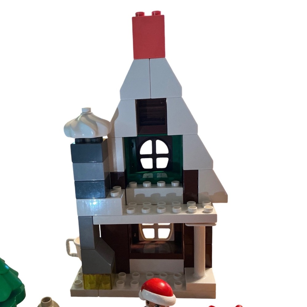 LEGO Duplo Santa Gingerbread House 10976 Christmas Holiday missing 2 pieces - Picture 4 of 4